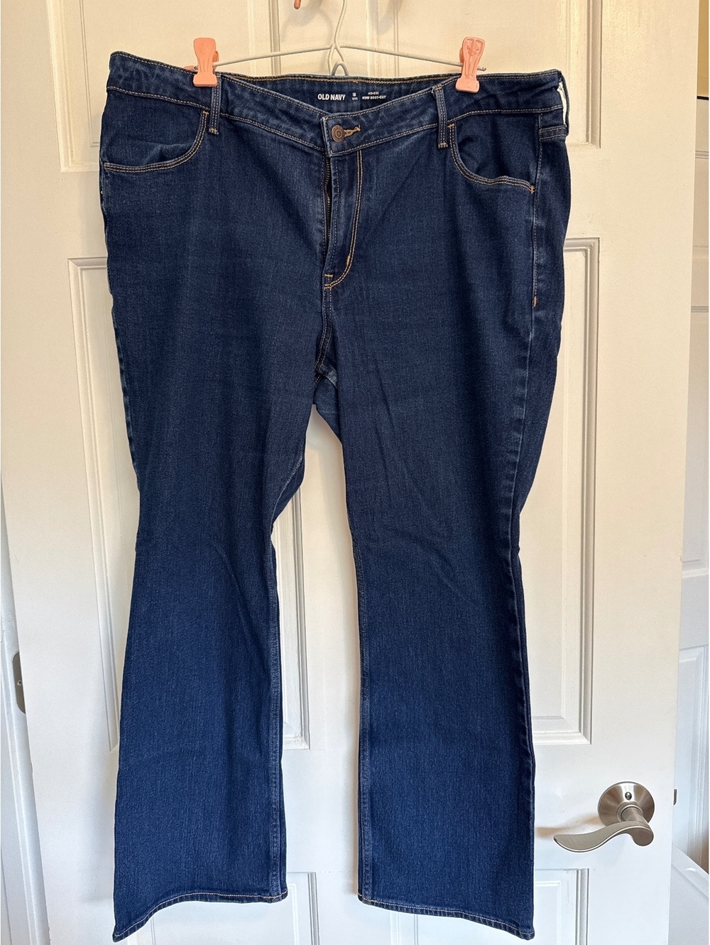 Old Navy Women's Mid-Rise WOW Boot-Cut Jeans Size 18 Petite